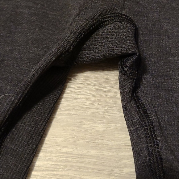Lululemon In The Flow Crop II in Deep Coal - Picture 11 of 12